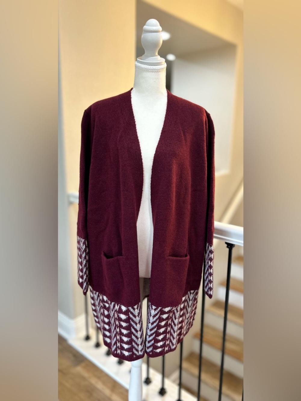 Frye Cozy Cardigan Burgundy, size XXL